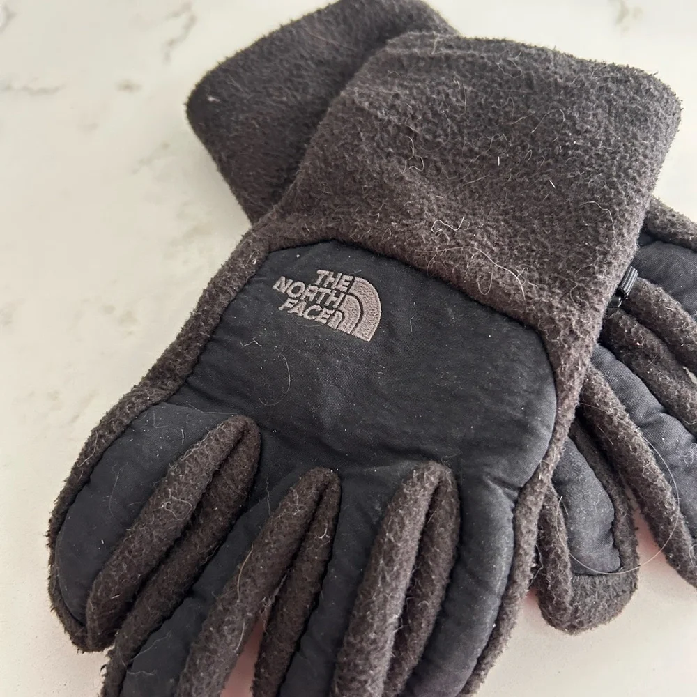 The North Face Dark Gray Youth Large
